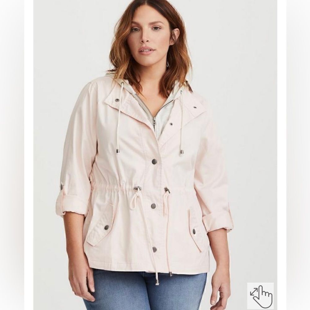 Torrid sz 2 hooded twill anorak jacket/coat safari/utility coral pink